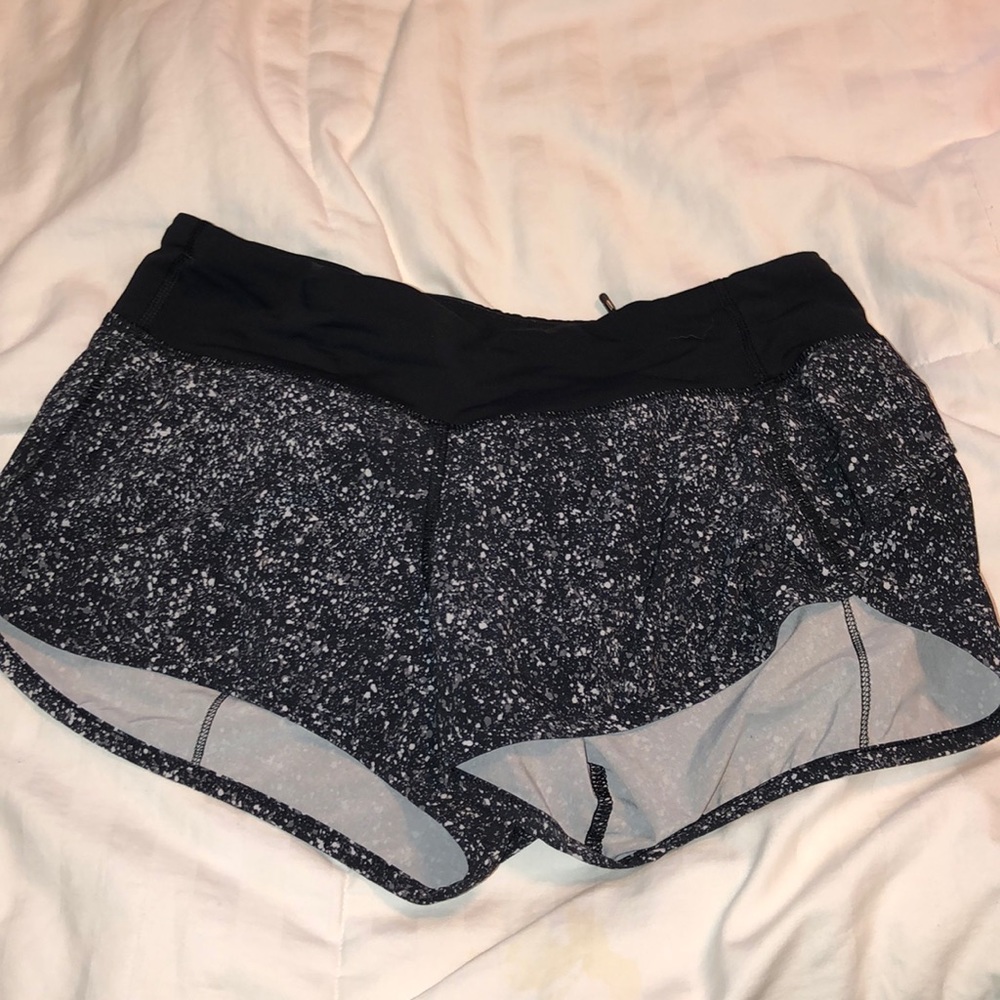 women’s Lululemon reflective speed shorts